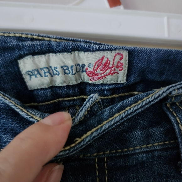PARIS BLUES Blue Denim Jean Shorts Faded Midwash Blue Jeans Cuffed Hem Size 3 - Picture 10 of 17